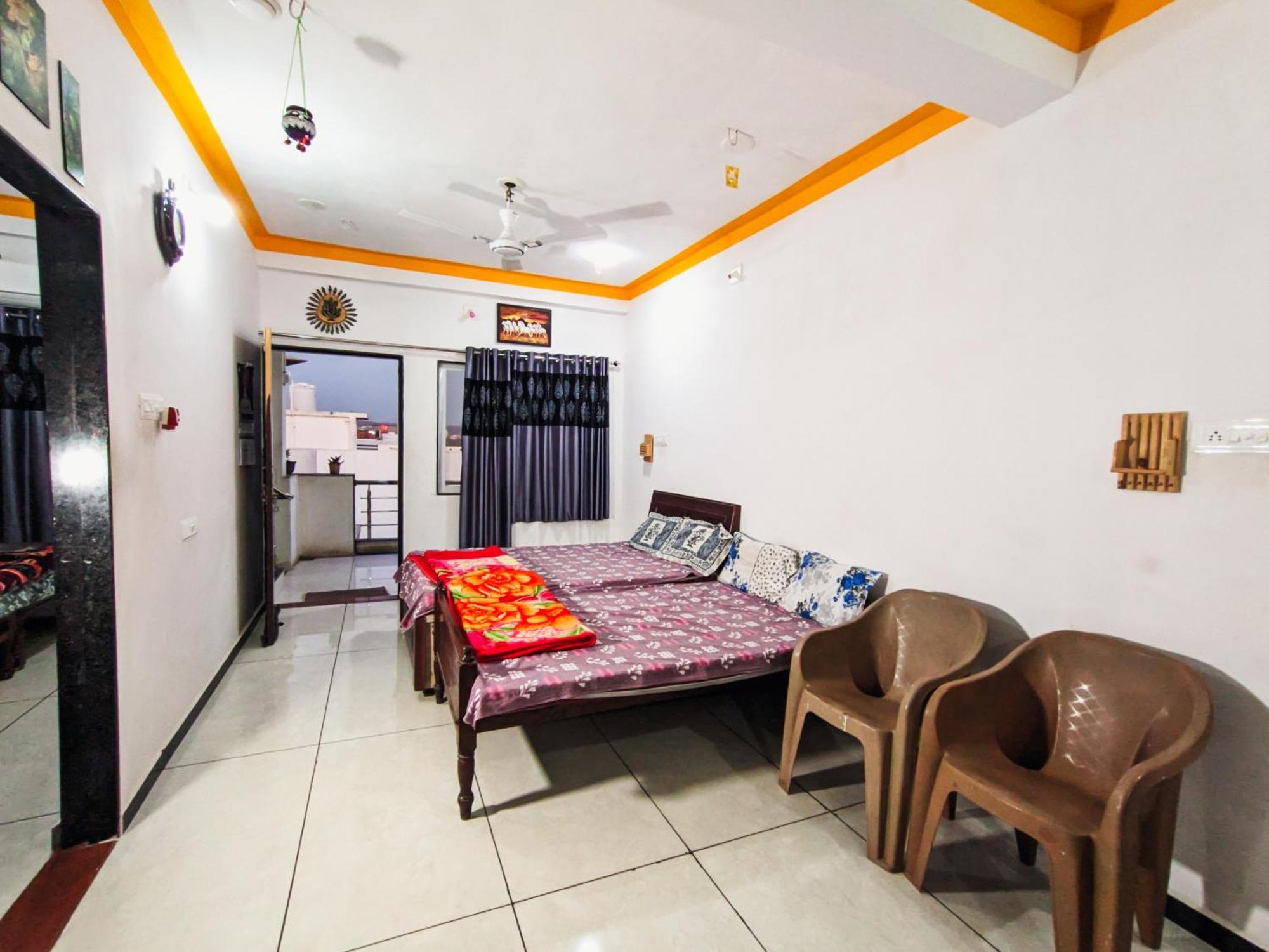 Bhavya Homestay Garudeshwar Buitenkant foto