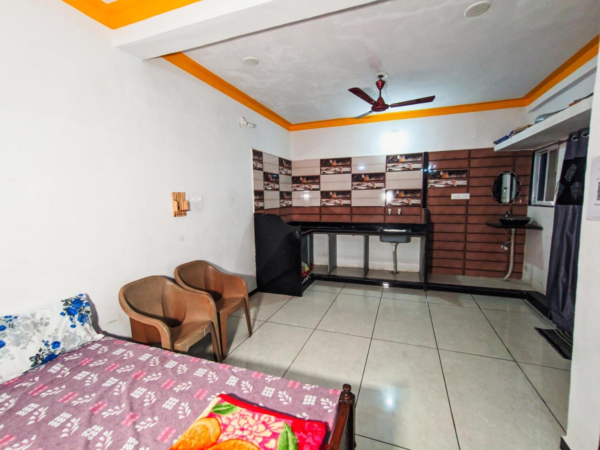 Bhavya Homestay Garudeshwar Buitenkant foto
