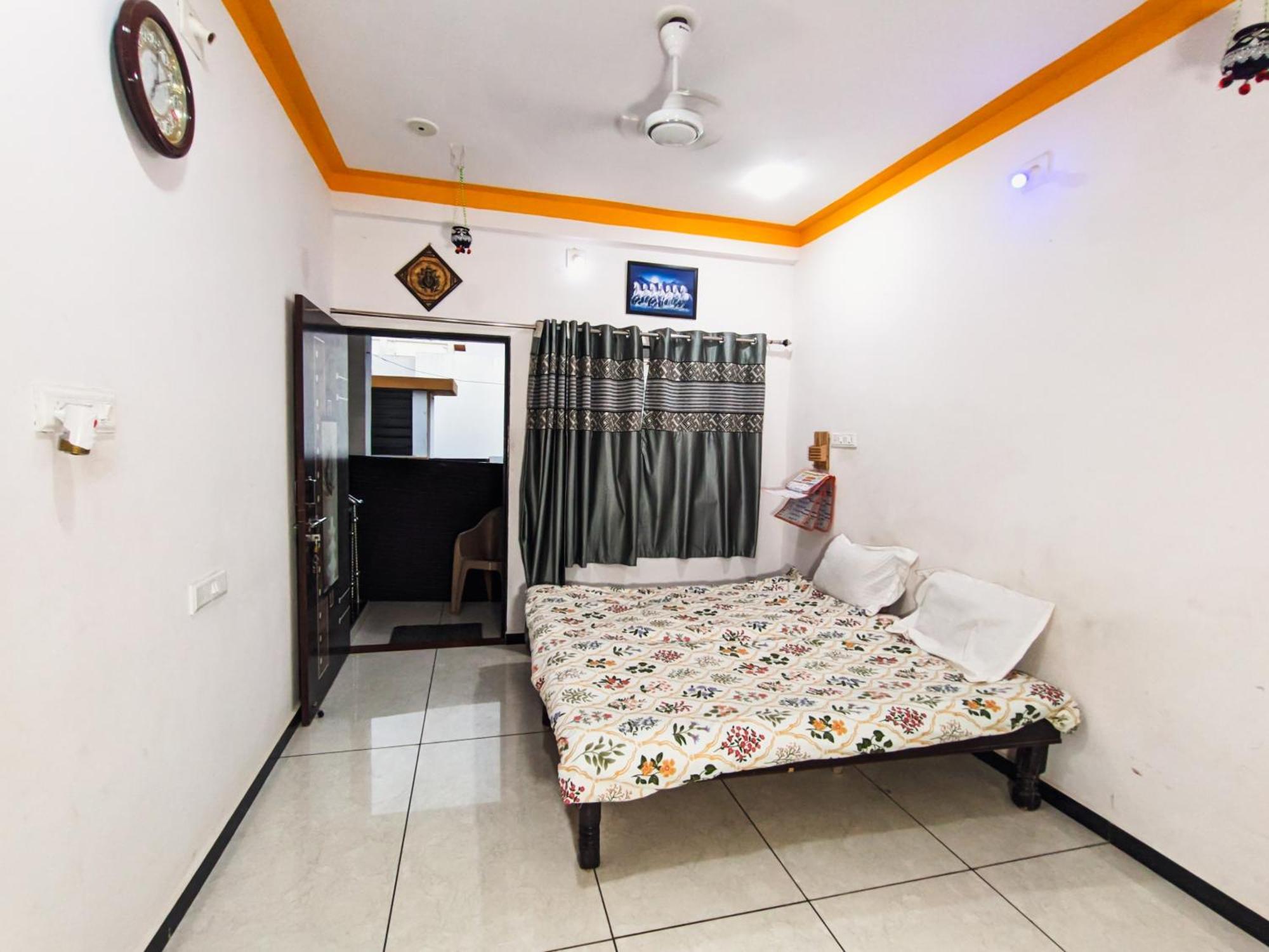Bhavya Homestay Garudeshwar Buitenkant foto